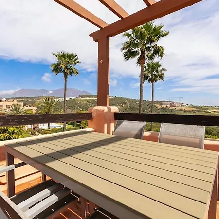 Del Sol Apartment *